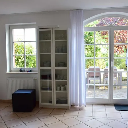 Landhaus Uhlenhof 2 Apartment Gross Zicker
