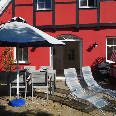 Landhaus Uhlenhof 2 Gross Zicker