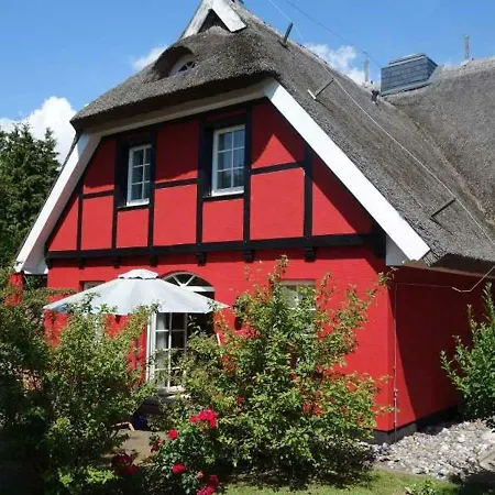 Landhaus Uhlenhof 2 *