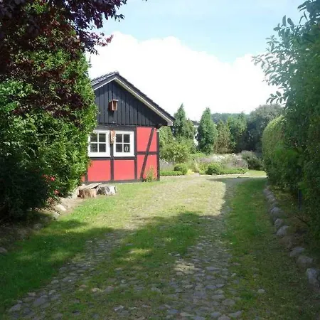Landhaus Uhlenhof 2 * Gross Zicker